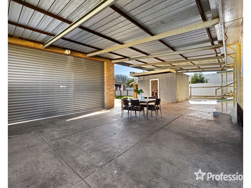 49 View Street, St Albans VIC 3021