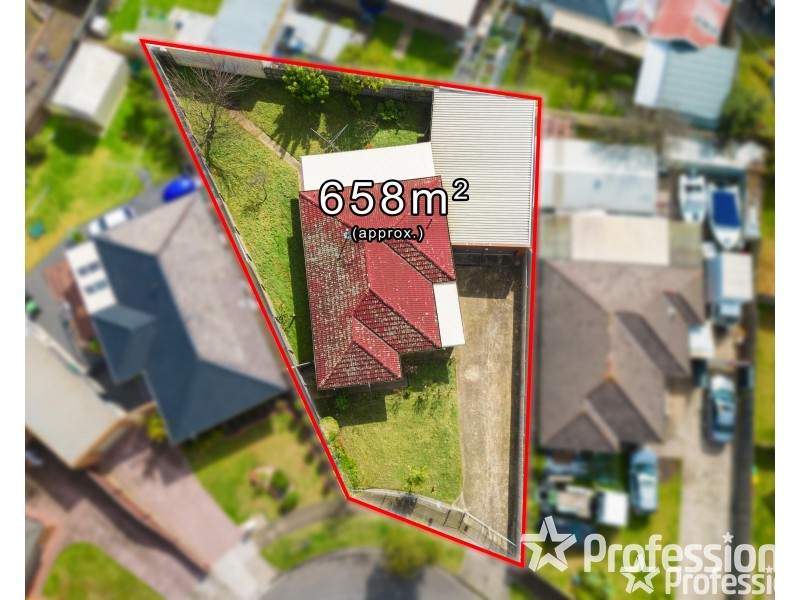 8 Opala Court, Kings Park VIC 3021