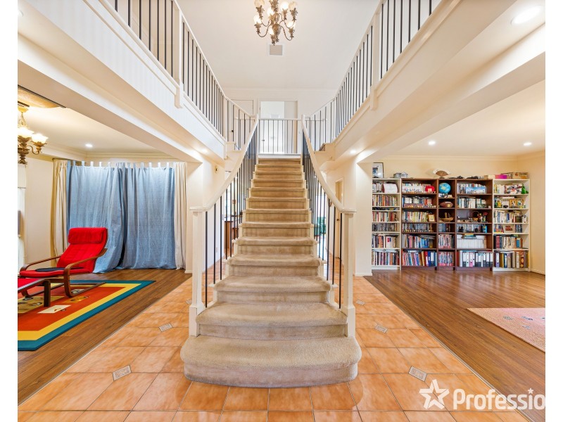 5 Pimelea Way, Hillside VIC 3037