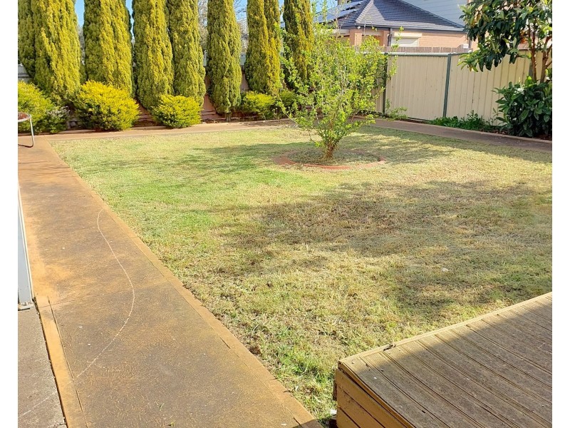 2 Lyall Street, St Albans VIC 3021