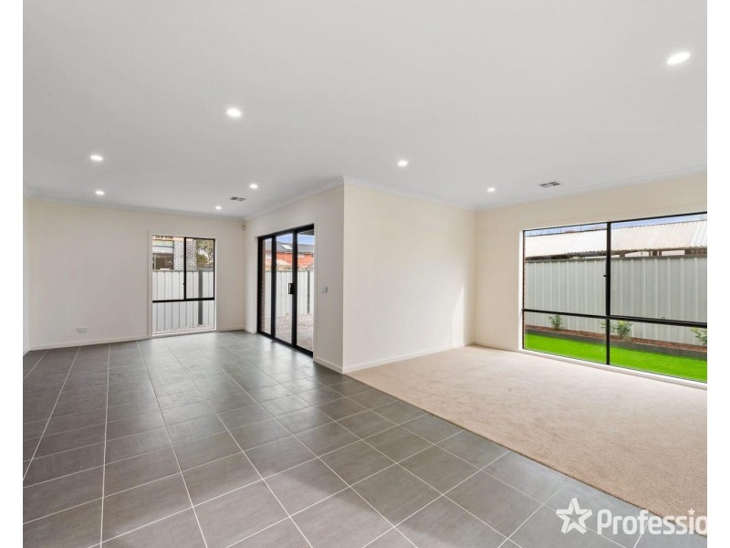 4 Wirraway Avenue, Braybrook VIC 3019