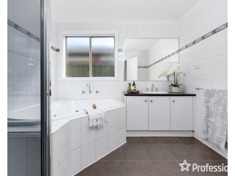 19 Orana Street, Wyndham Vale VIC 3024