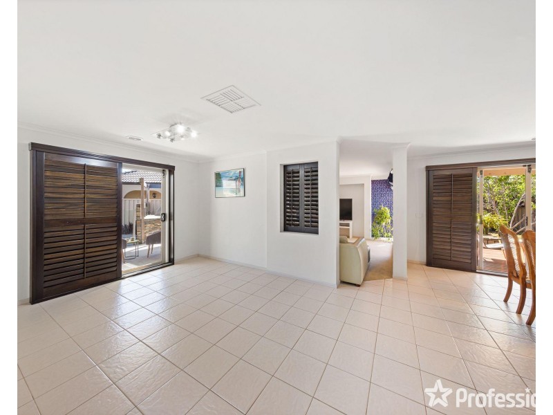 29 Drummond Street, Caroline Springs VIC 3023