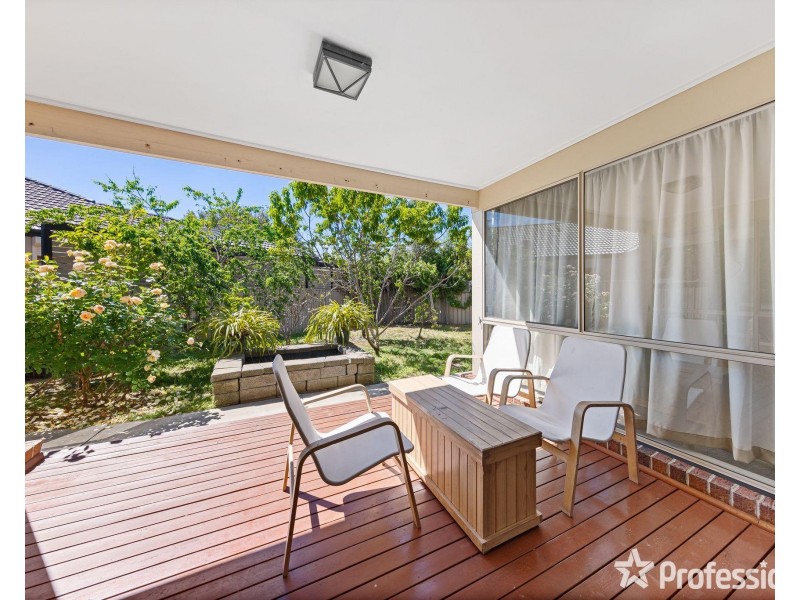 29 Drummond Street, Caroline Springs VIC 3023