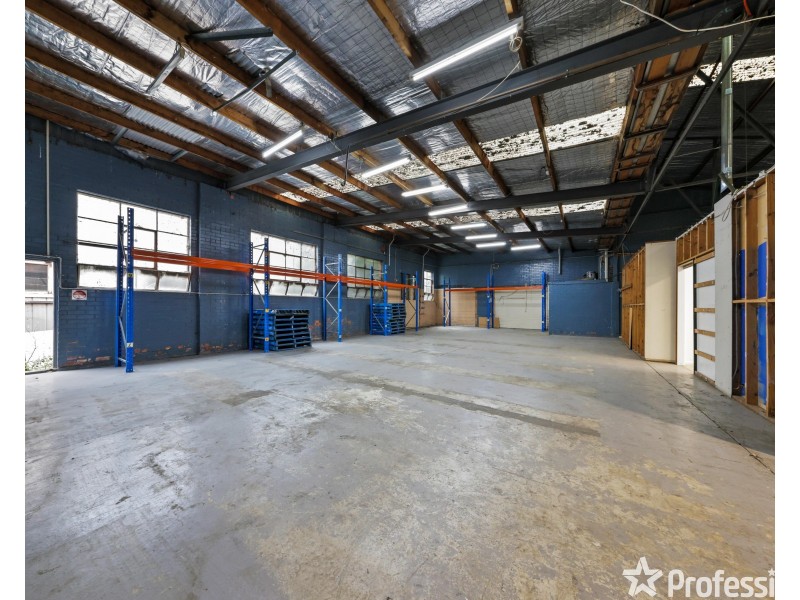 4 Suffolk Road, Sunshine North VIC 3020