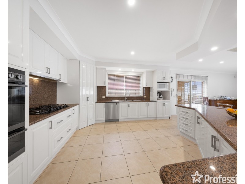 7 Blackwood Court, Cairnlea VIC 3023