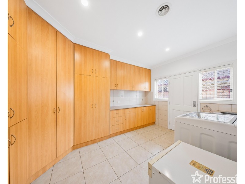 7 Blackwood Court, Cairnlea VIC 3023