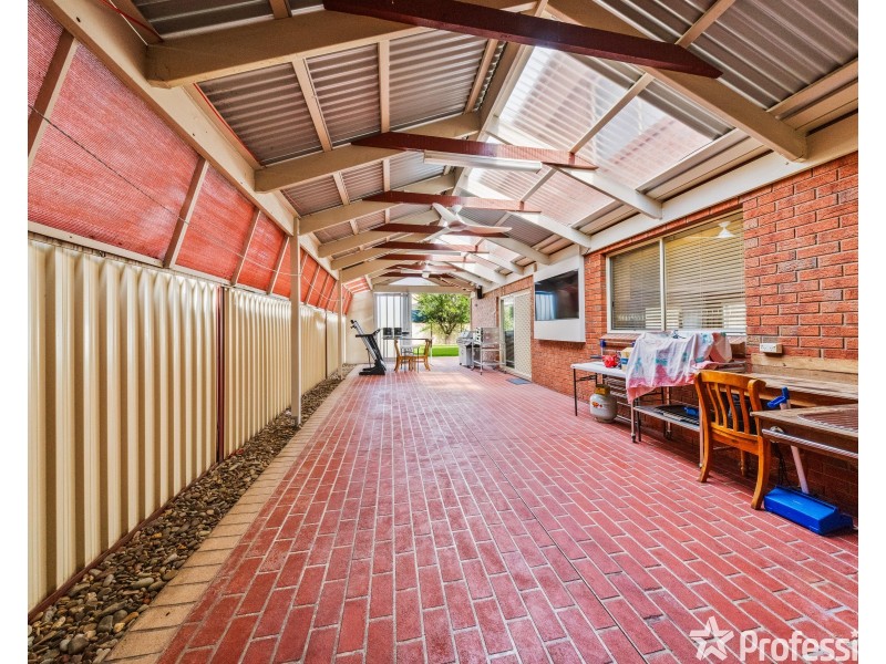 7 Blackwood Court, Cairnlea VIC 3023