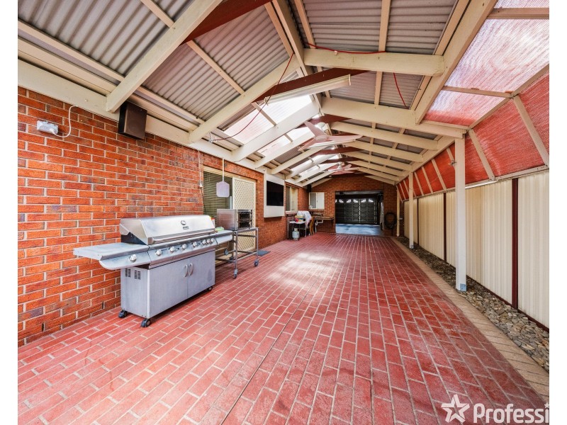 7 Blackwood Court, Cairnlea VIC 3023