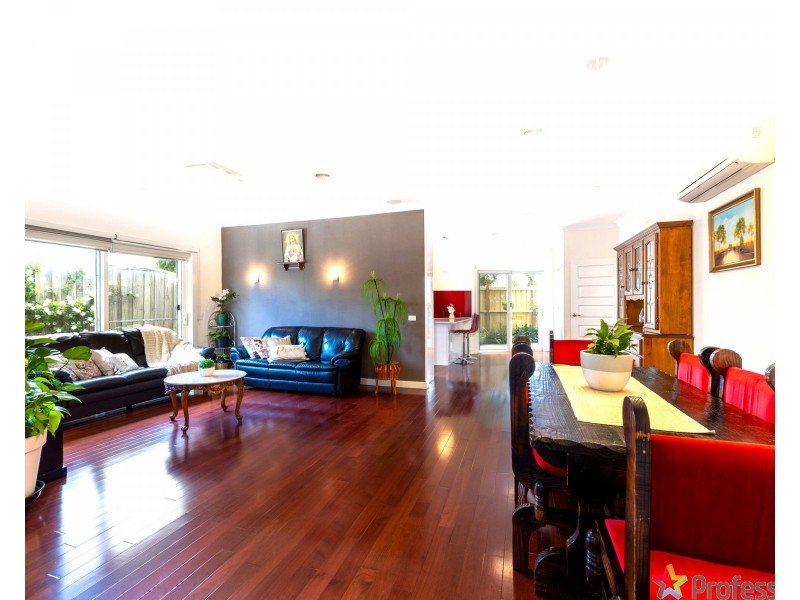 2/84 Opie Road, Albanvale VIC 3021