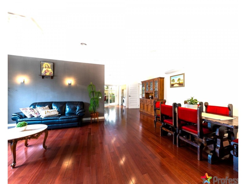 2/84 Opie Road, Albanvale VIC 3021