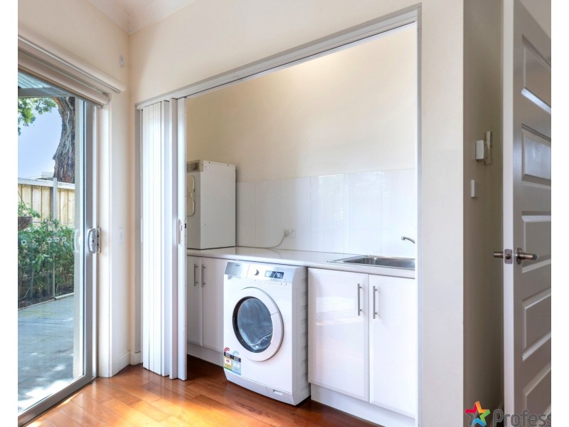 2/84 Opie Road, Albanvale VIC 3021