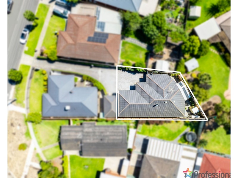 2/84 Opie Road, Albanvale VIC 3021