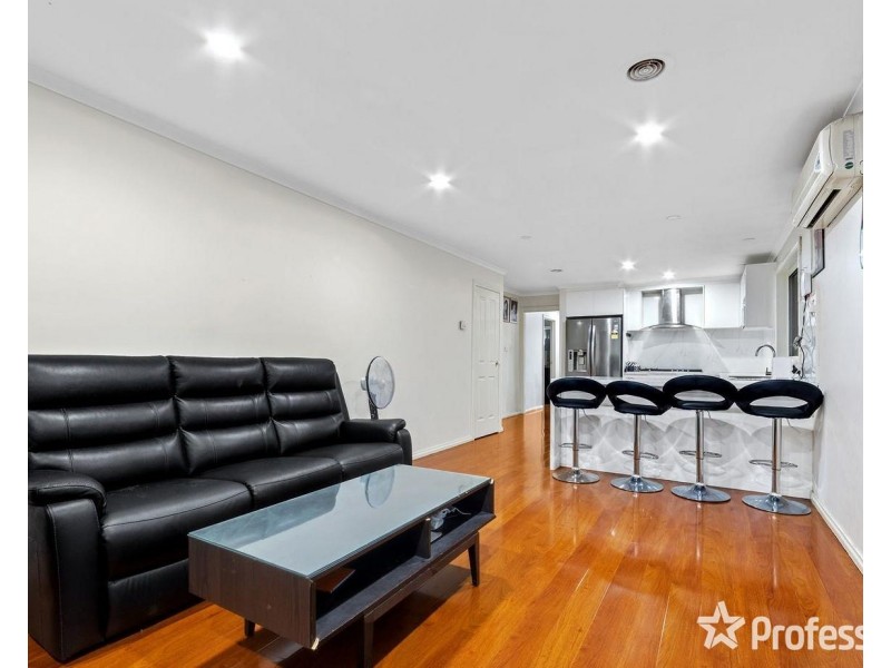 15 Aquamarine Court, St Albans VIC 3021