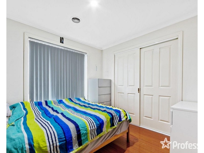 15 Aquamarine Court, St Albans VIC 3021