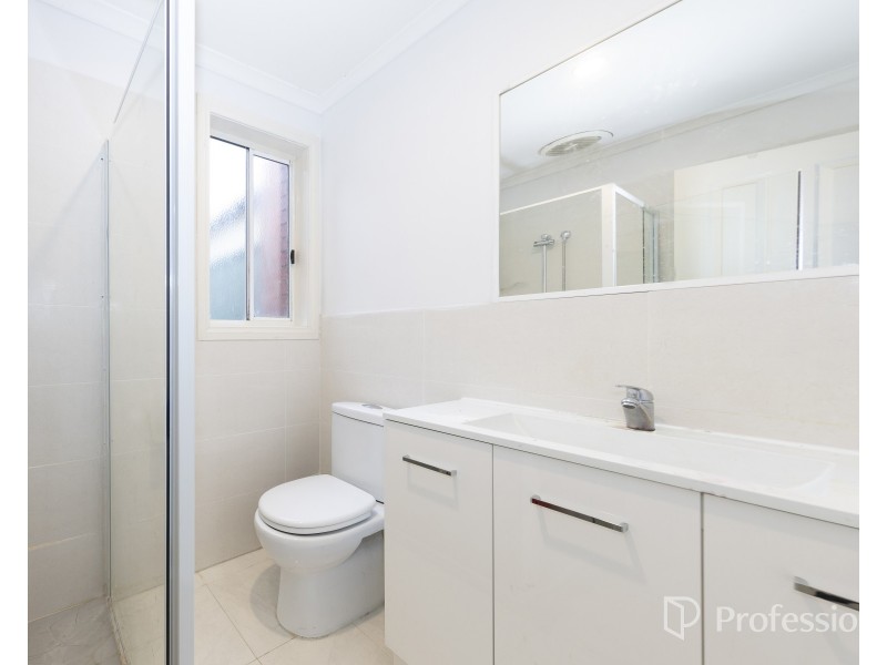 15 Aquamarine Court, St Albans VIC 3021