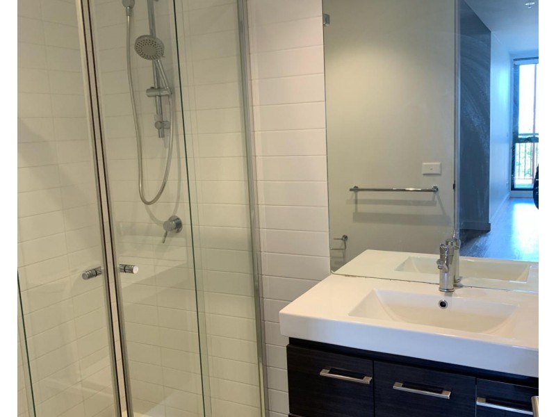 735/18 Albert Street, Footscray VIC 3011