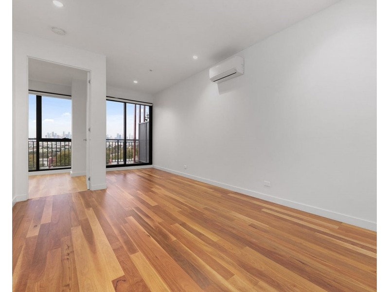 735/18 Albert Street, Footscray VIC 3011