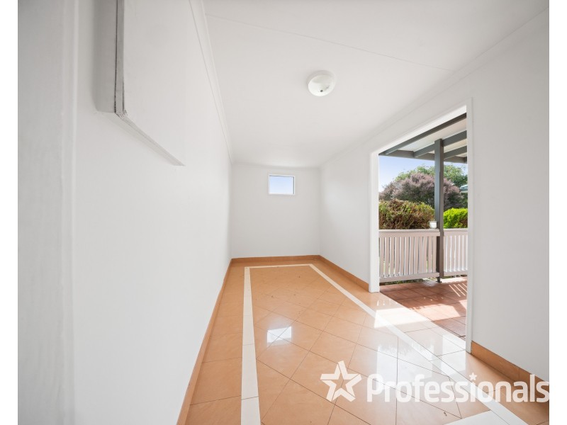33 Arnold Street, Sunshine West VIC 3020