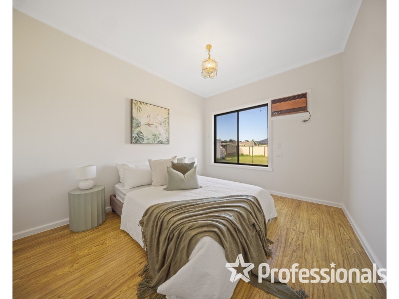 33 Arnold Street, Sunshine West VIC 3020