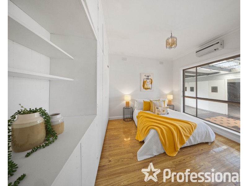 33 Arnold Street, Sunshine West VIC 3020