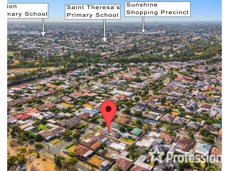 33 Arnold Street, Sunshine West VIC 3020