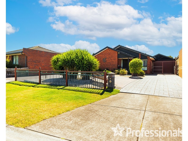 27 Barley Court, Delahey VIC 3037