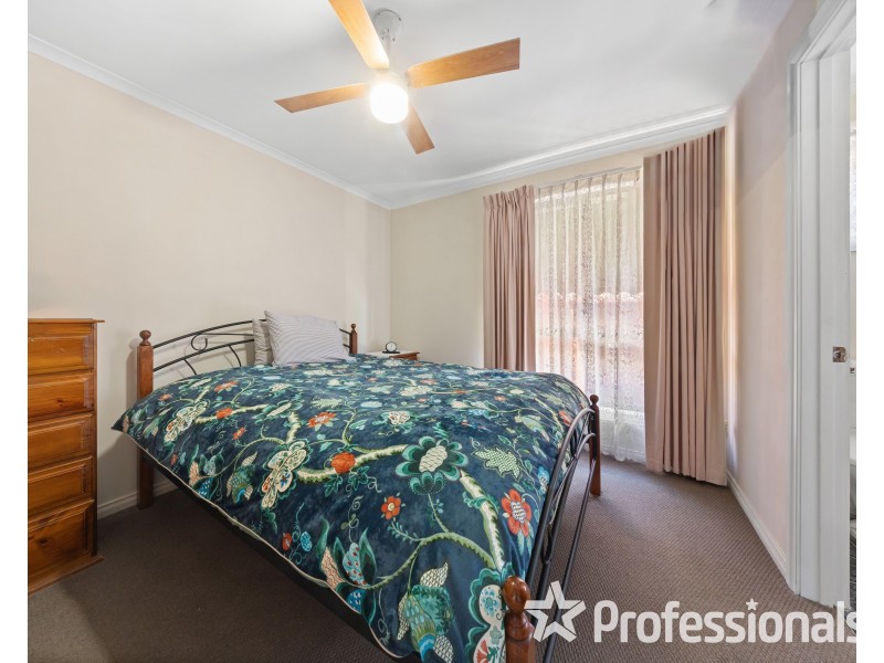 27 Barley Court, Delahey VIC 3037
