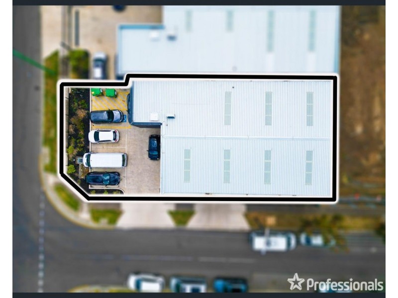 66 Balfour Ave + 51A Knight Ave, Sunshine North VIC 3020