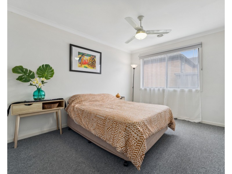 6 Pittos Avenue, Brookfield VIC 3338