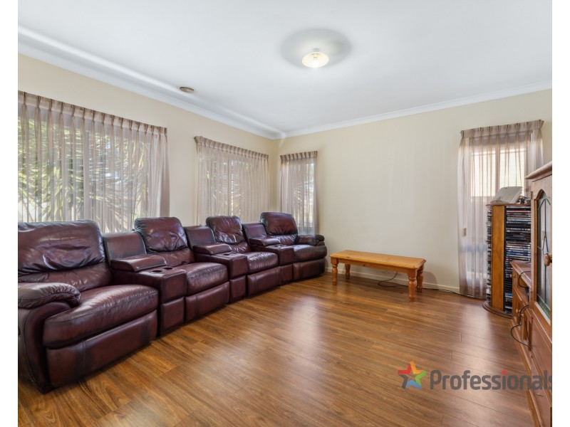 77 Newbury Boulevard, Craigieburn VIC 3064