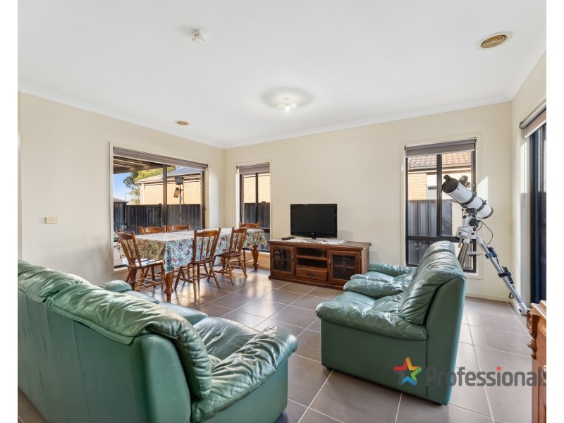 77 Newbury Boulevard, Craigieburn VIC 3064