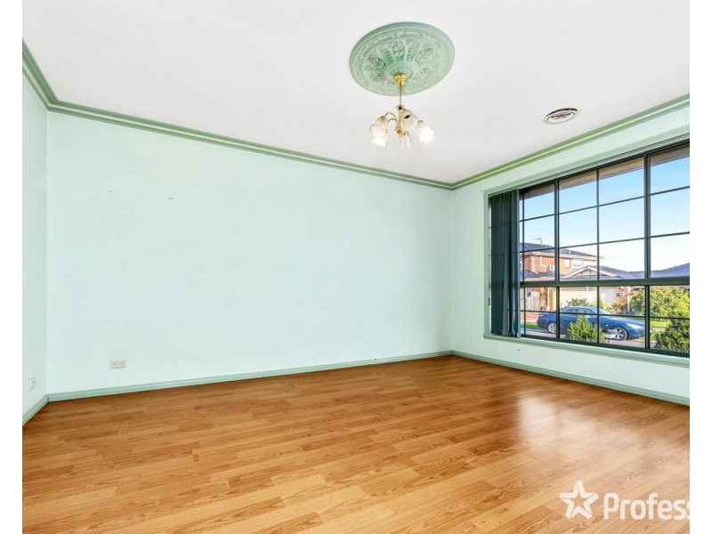 21 Marlock Way, Delahey VIC 3037