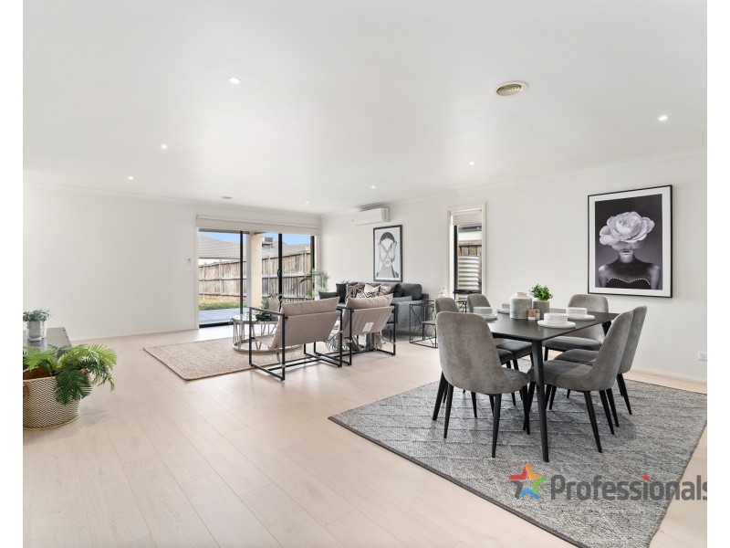 31 Belleville Close, Burnside Heights VIC 3023