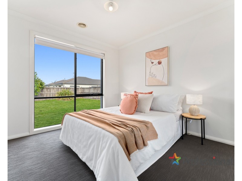 31 Belleville Close, Burnside Heights VIC 3023
