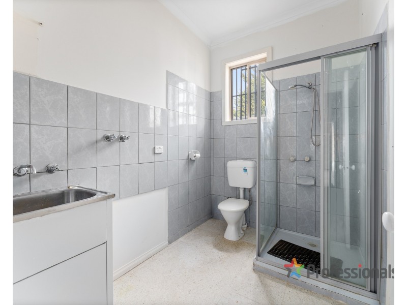 5 Willaton Street, St Albans VIC 3021