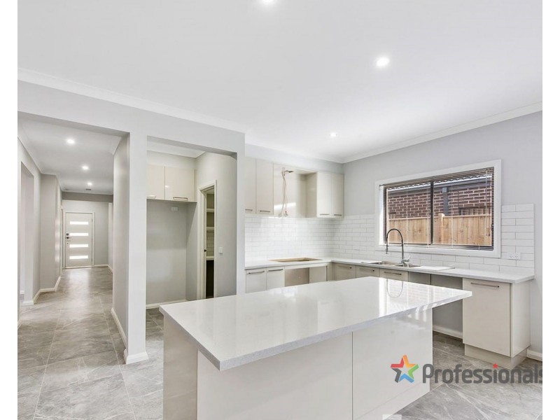 90 Turpentine Road, Brookfield VIC 3338