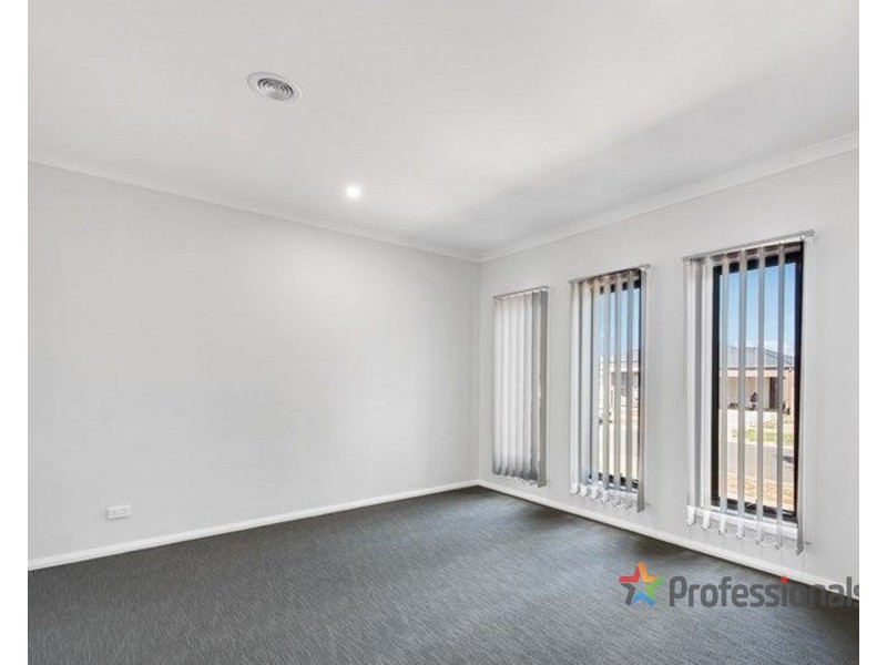 90 Turpentine Road, Brookfield VIC 3338