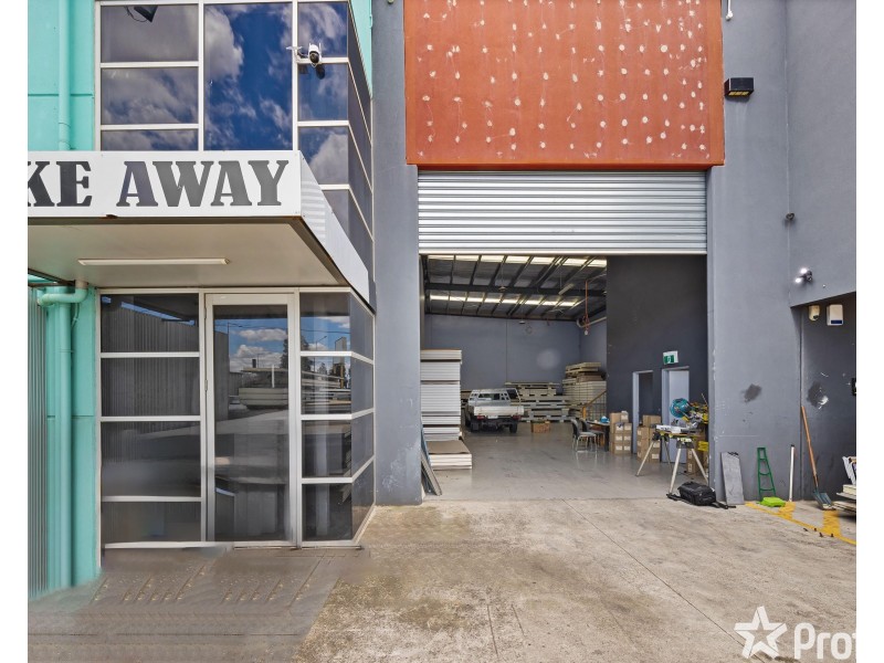 258 & 258A McIntyre Road, Sunshine North VIC 3020