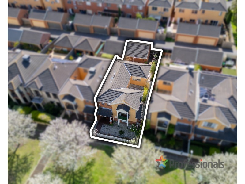 33 Village Way, Maribyrnong VIC 3032