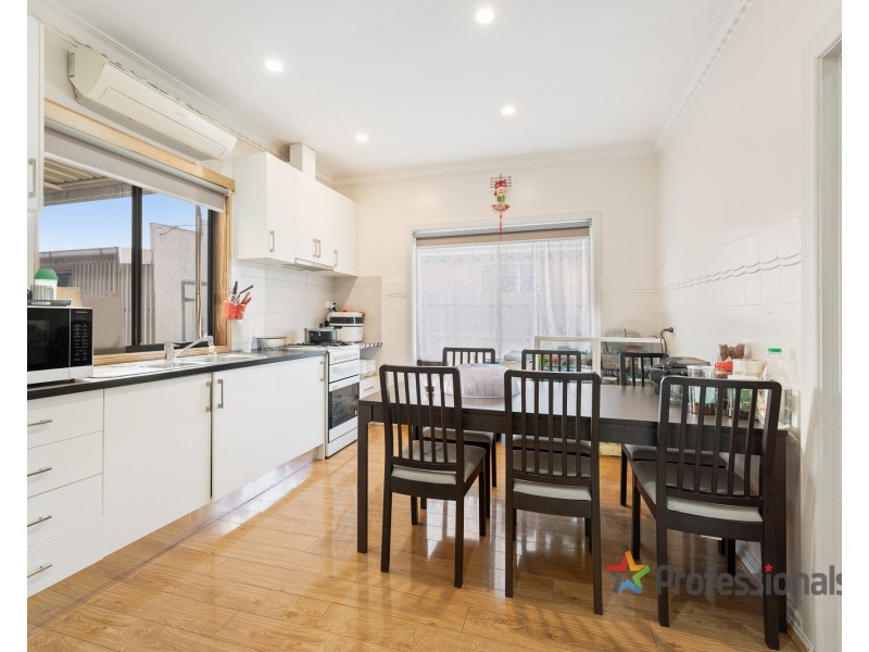 67 view street, St Albans VIC 3021