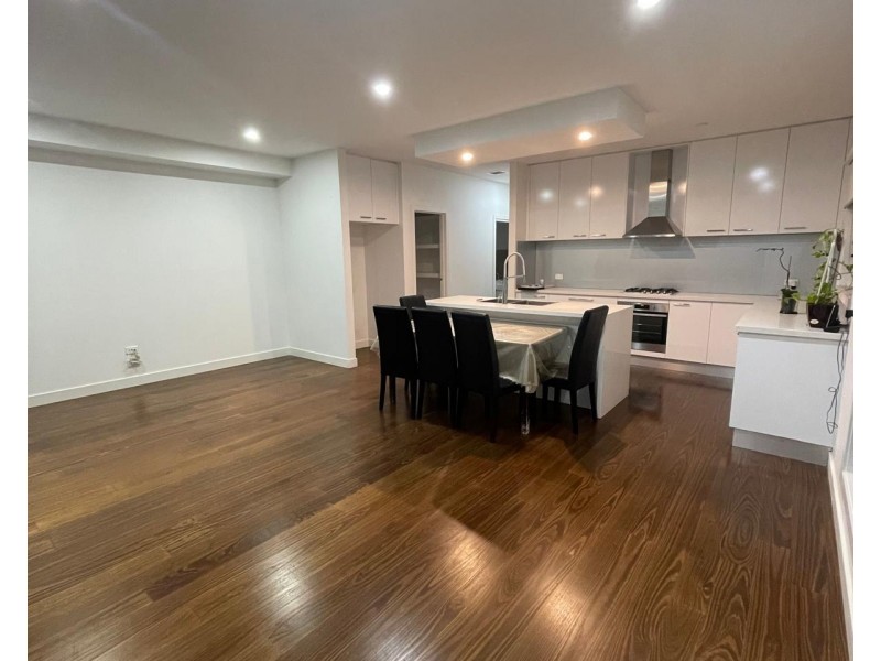 4A Ballin St, Kings Park VIC 3021