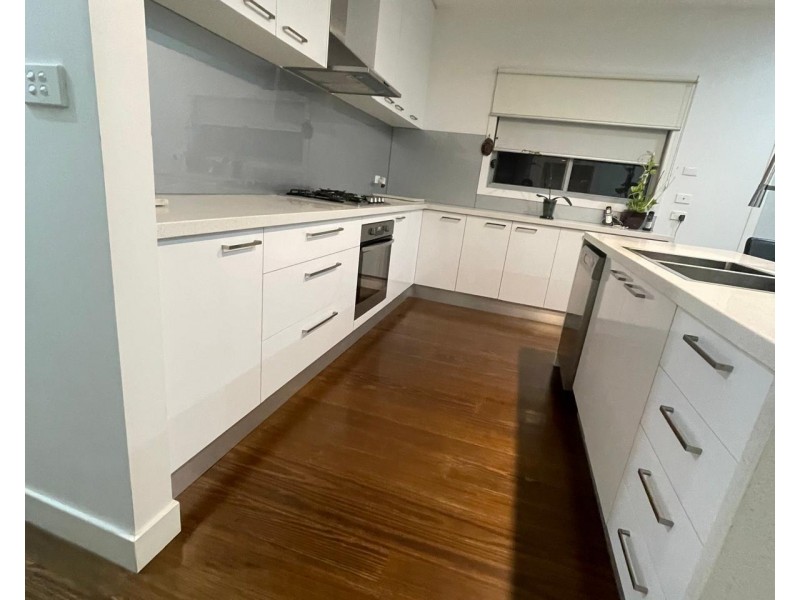 4A Ballin St, Kings Park VIC 3021