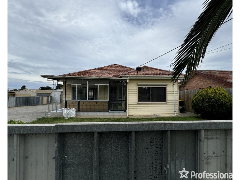 1/7 Alexina Street, St Albans VIC 3021