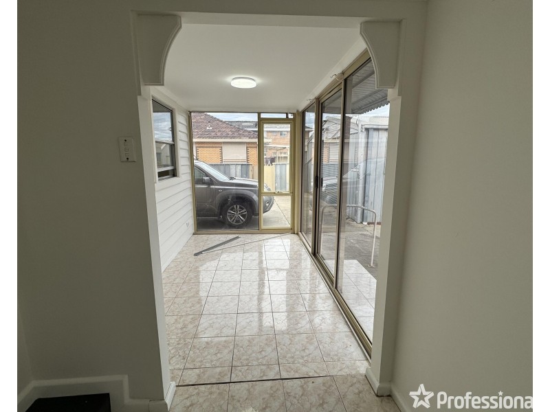 1/7 Alexina Street, St Albans VIC 3021