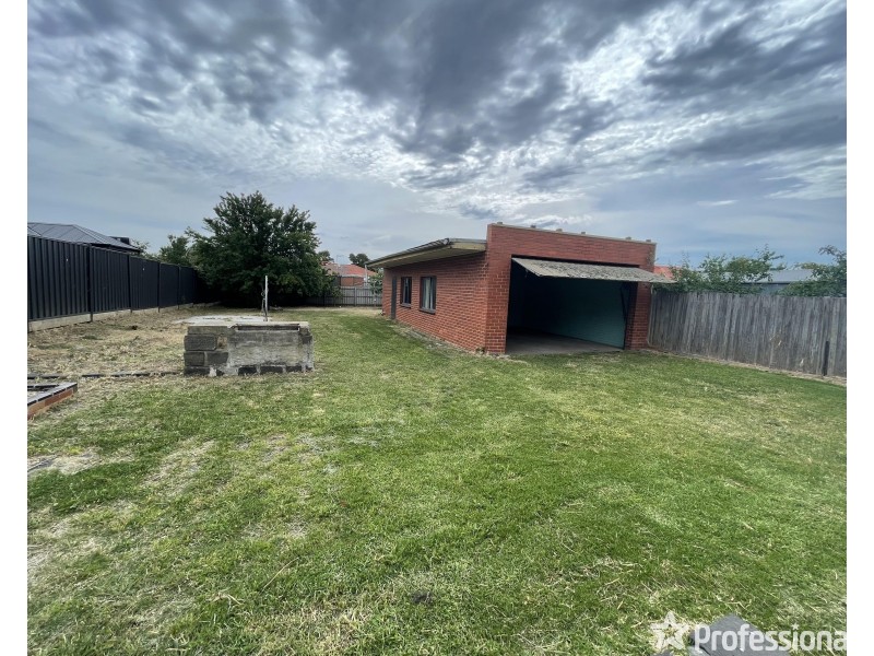 46 Douglas Avenue, St Albans VIC 3021