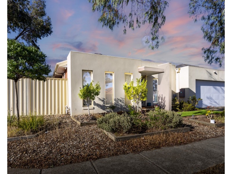 7 Sirius Way, Kurunjang VIC 3337