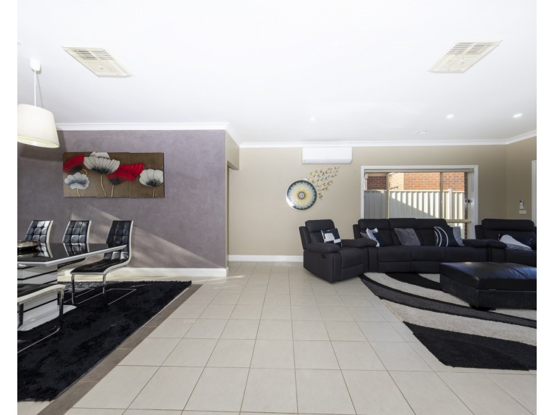 7 Sirius Way, Kurunjang VIC 3337