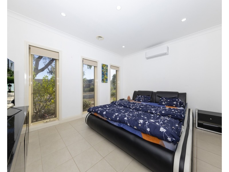 7 Sirius Way, Kurunjang VIC 3337