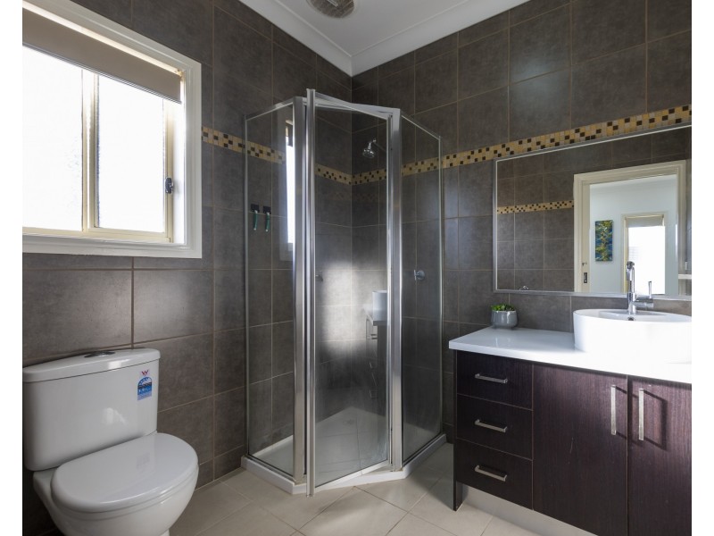 7 Sirius Way, Kurunjang VIC 3337